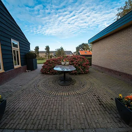 Country house Veldzicht Winkel